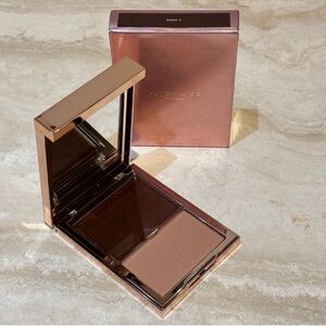 Patrick Ta Major Skin Crème Foundation & Finishing Powder Duo - Deep 3